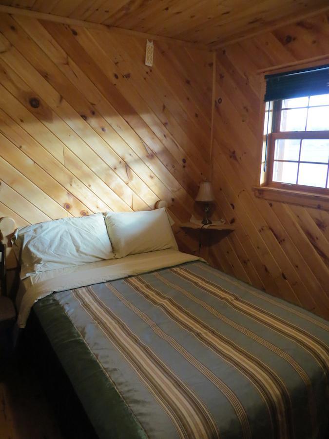 Nine Pine Cottage Miramichi Exterior foto